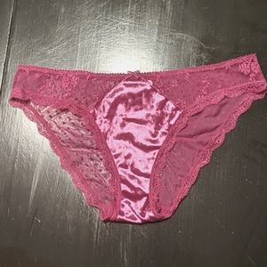 NWT Victoria's Secret lace back panty